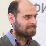 С днем рождения нас!